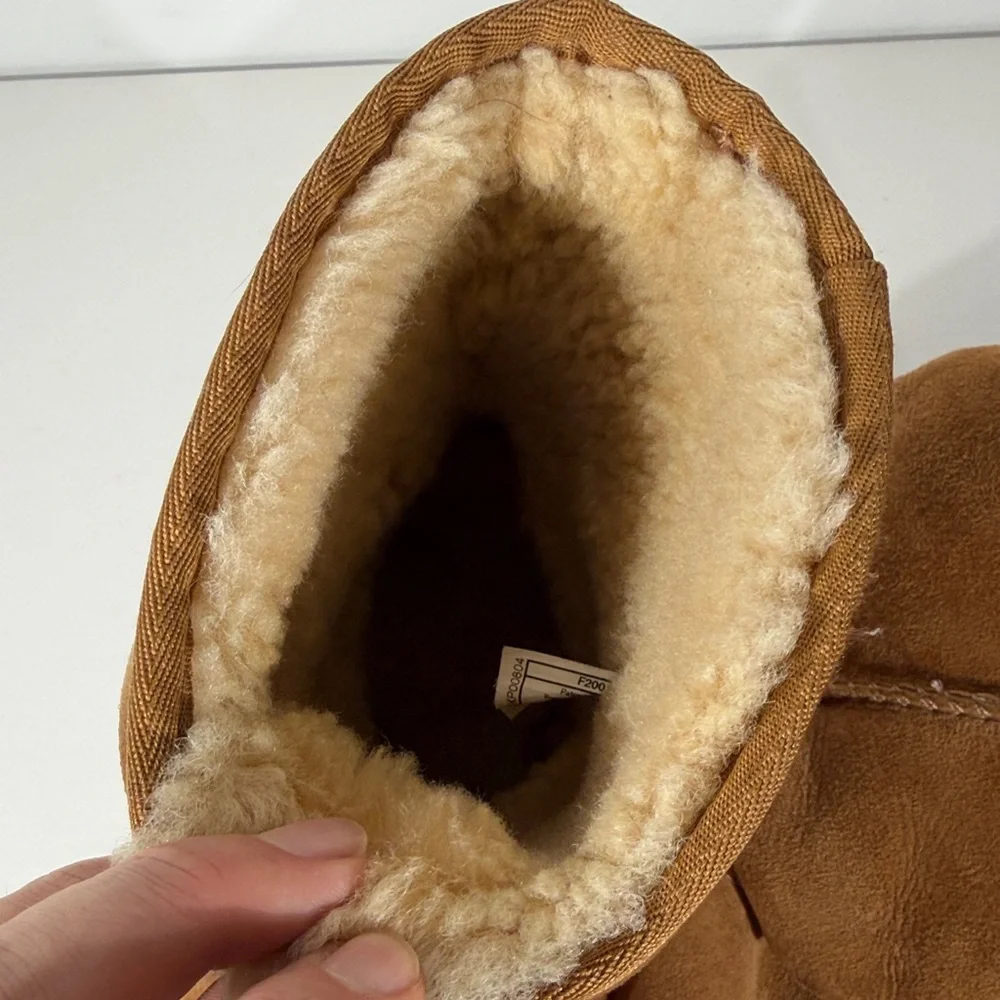 Men's Classic Suede Shearling Boots - Chestnut Brown